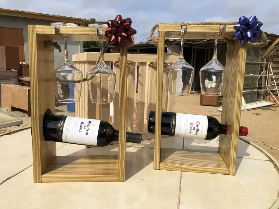 BASE PARA VINO Y FLOR MDF C VENTANA
